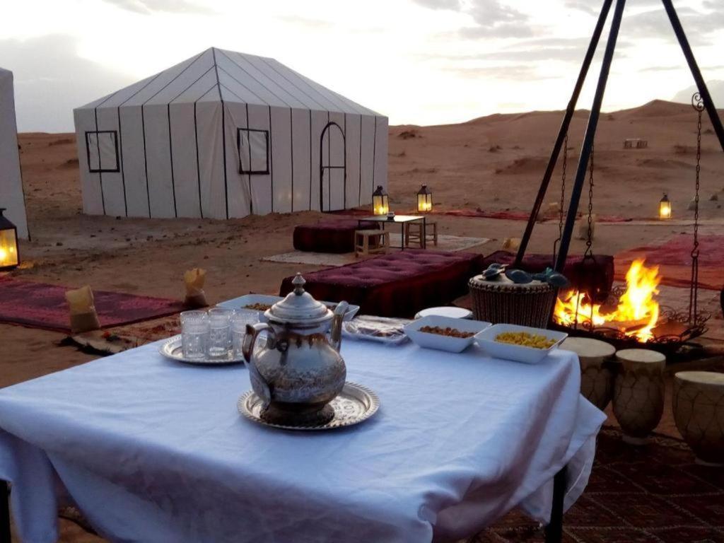 Ahlam Luxury Camp Hotell Merzouga Exteriör bild